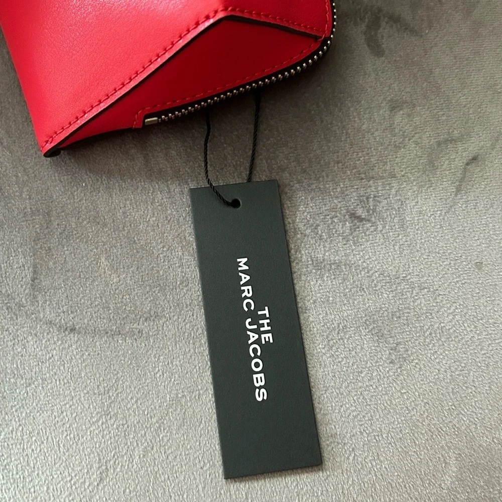 NWT Marc Jacobs red crossbody with dust bag